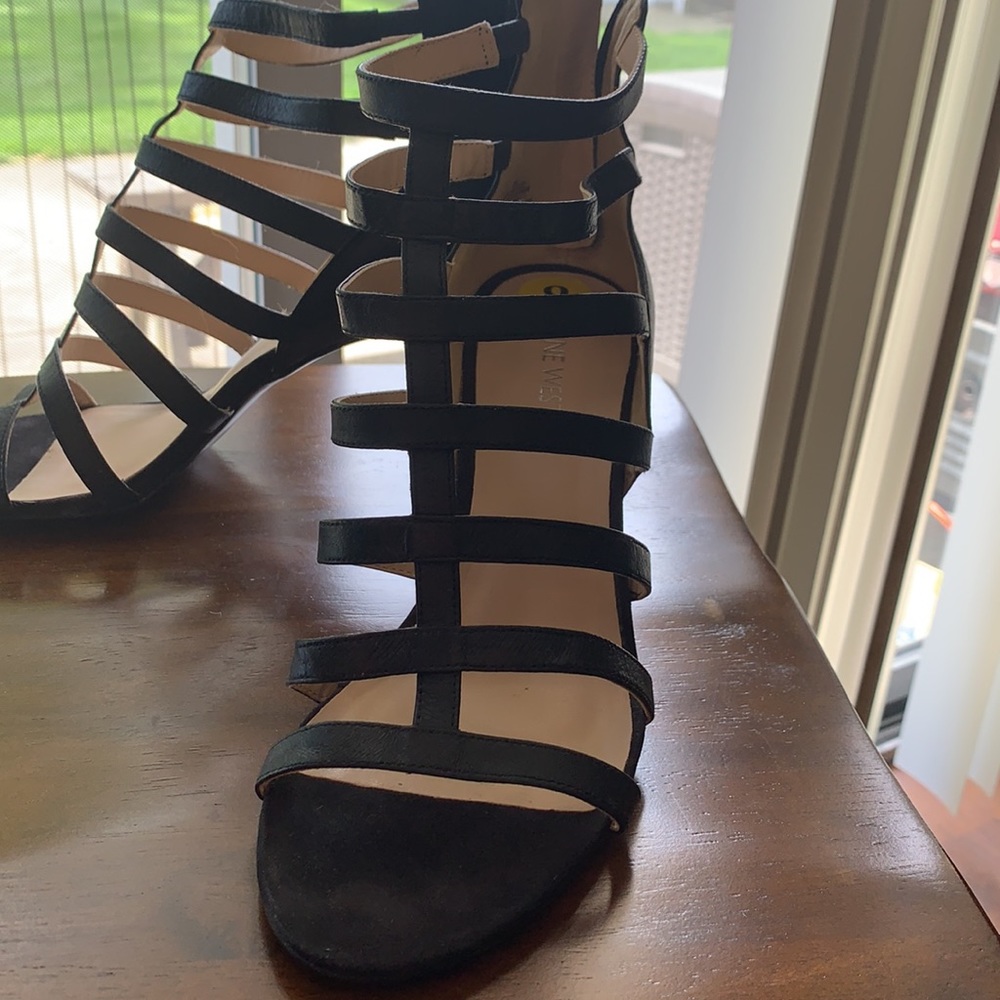 Nine West size 9 sandal
